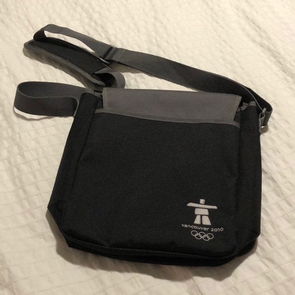 Messenger Bag - Picture 3 of 7